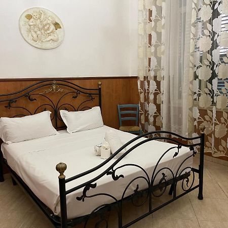 Hotel Mignon Napoli Esterno foto